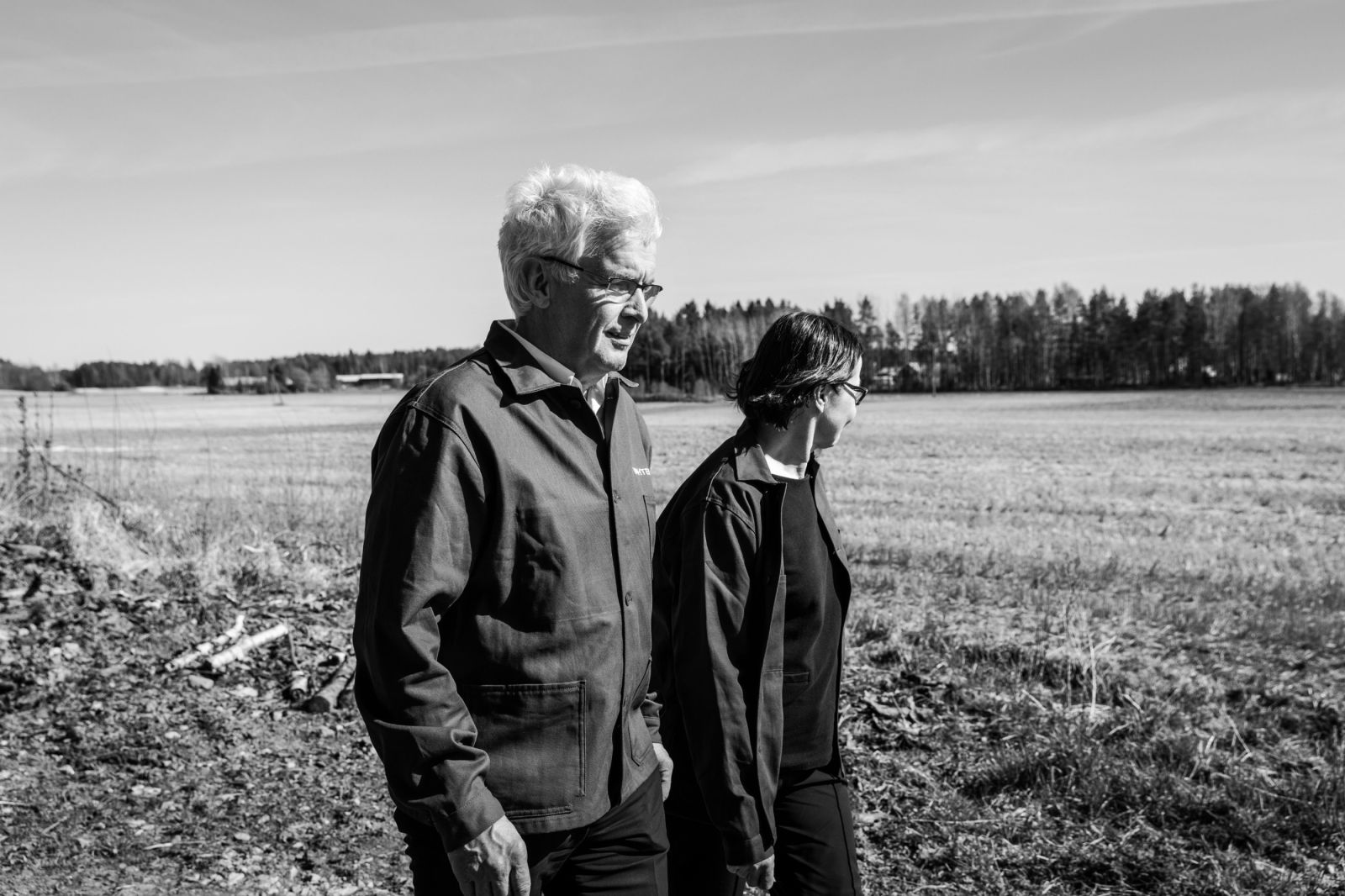 Our founders Mauri and Sinikka Kontu pictured in the village of Vahterus.